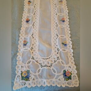 Battenberg Lace 65"×16" Table Runner Modern Design Colorful Flower Appliques